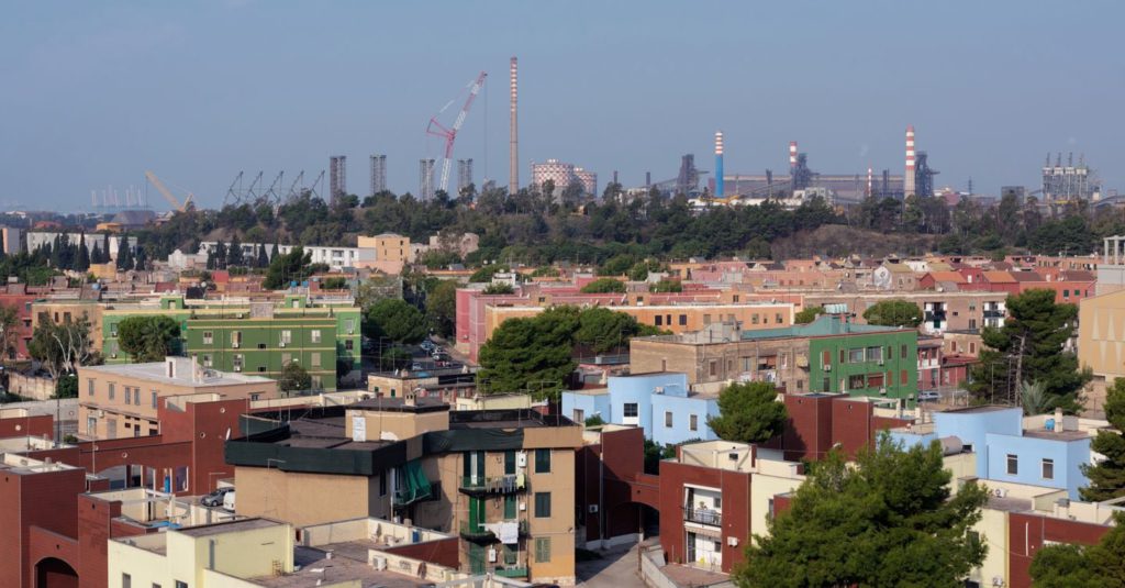 Fondo UE per la transizione verde: Taranto e Sulcis puntano su imprese e alloggi sociali