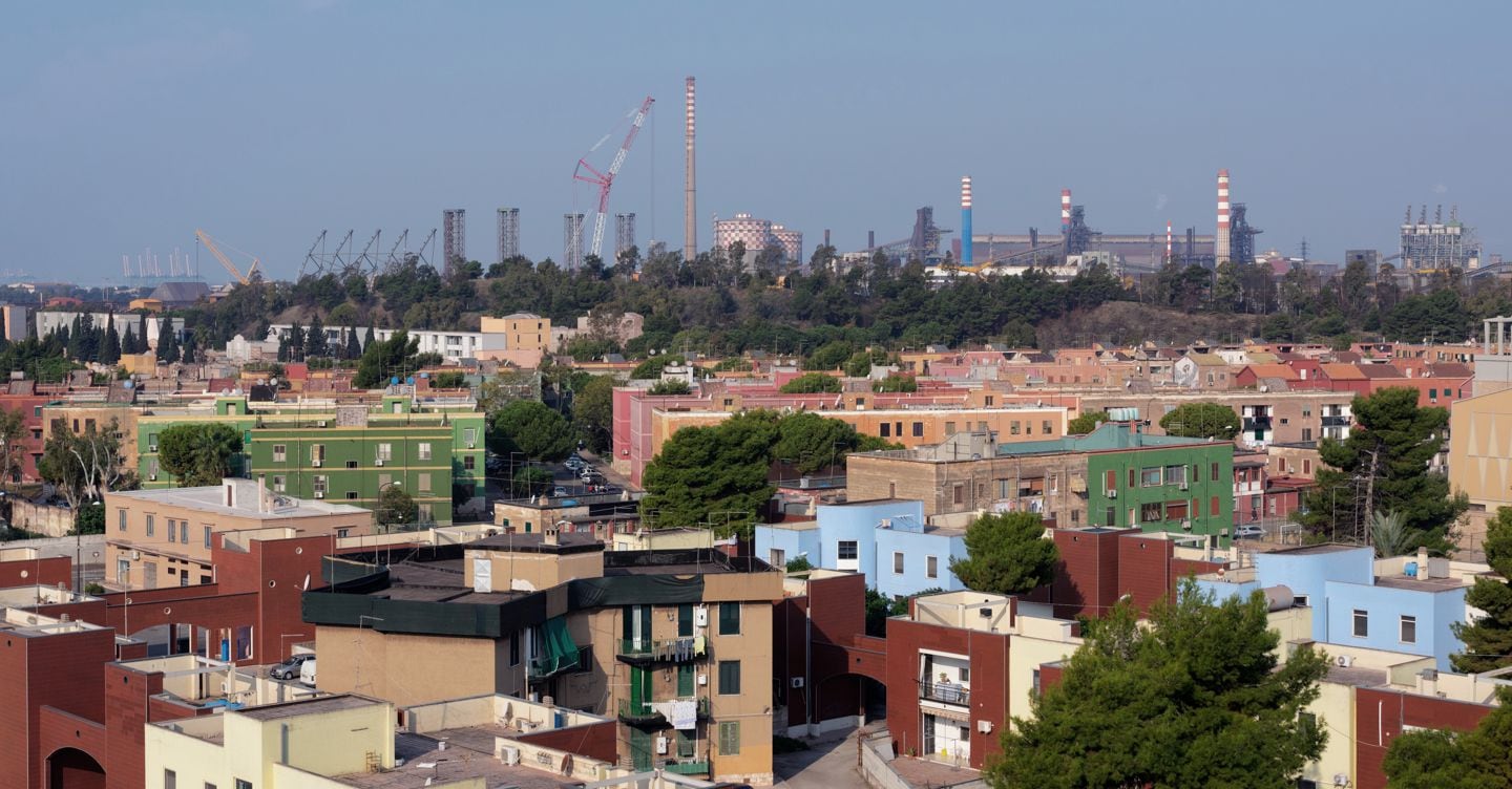 Fondo UE per la transizione verde: Taranto e Sulcis puntano su imprese e alloggi sociali